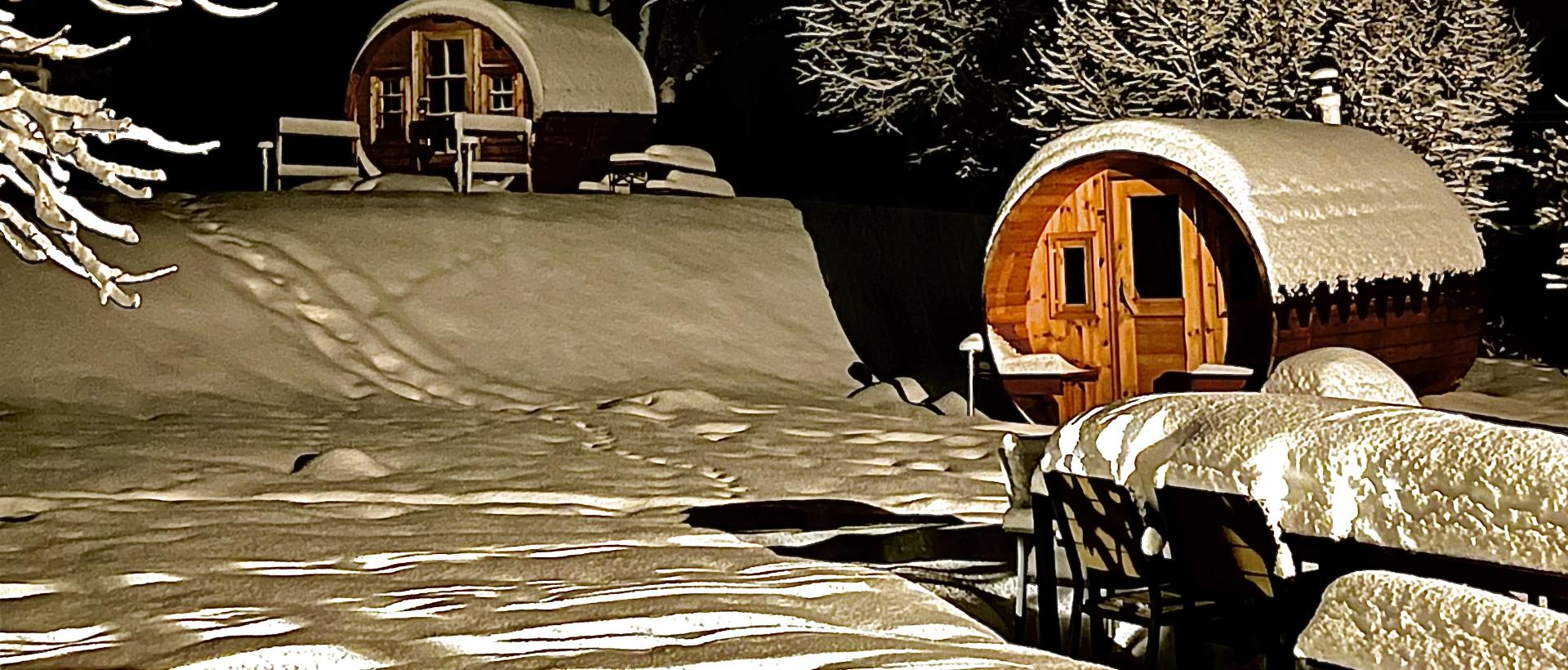 Tonneau Habitation sous la neige