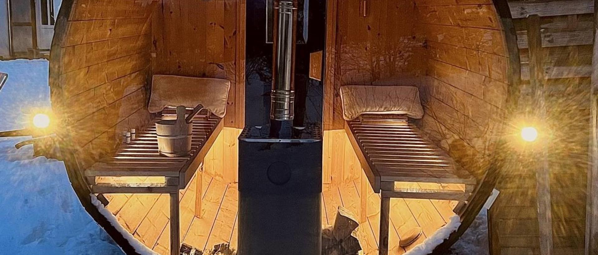 Vue de nuit du Sauna Panoramique de l'Hôtel Les Cernets