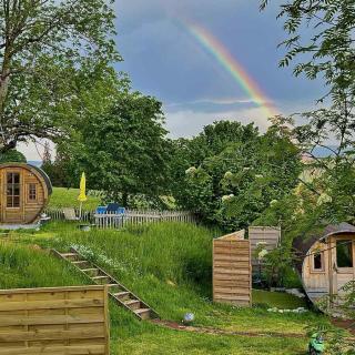 Sauna jardin arc-en-ciel Hôtel Les Cernets Val de Travers